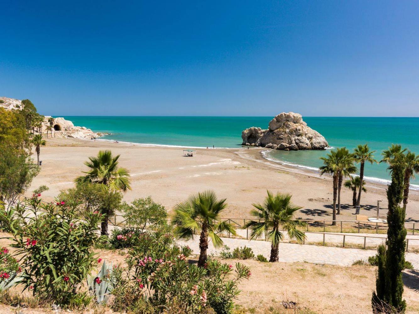 Apartamento Los Tres Soles Малага Екстер'єр фото