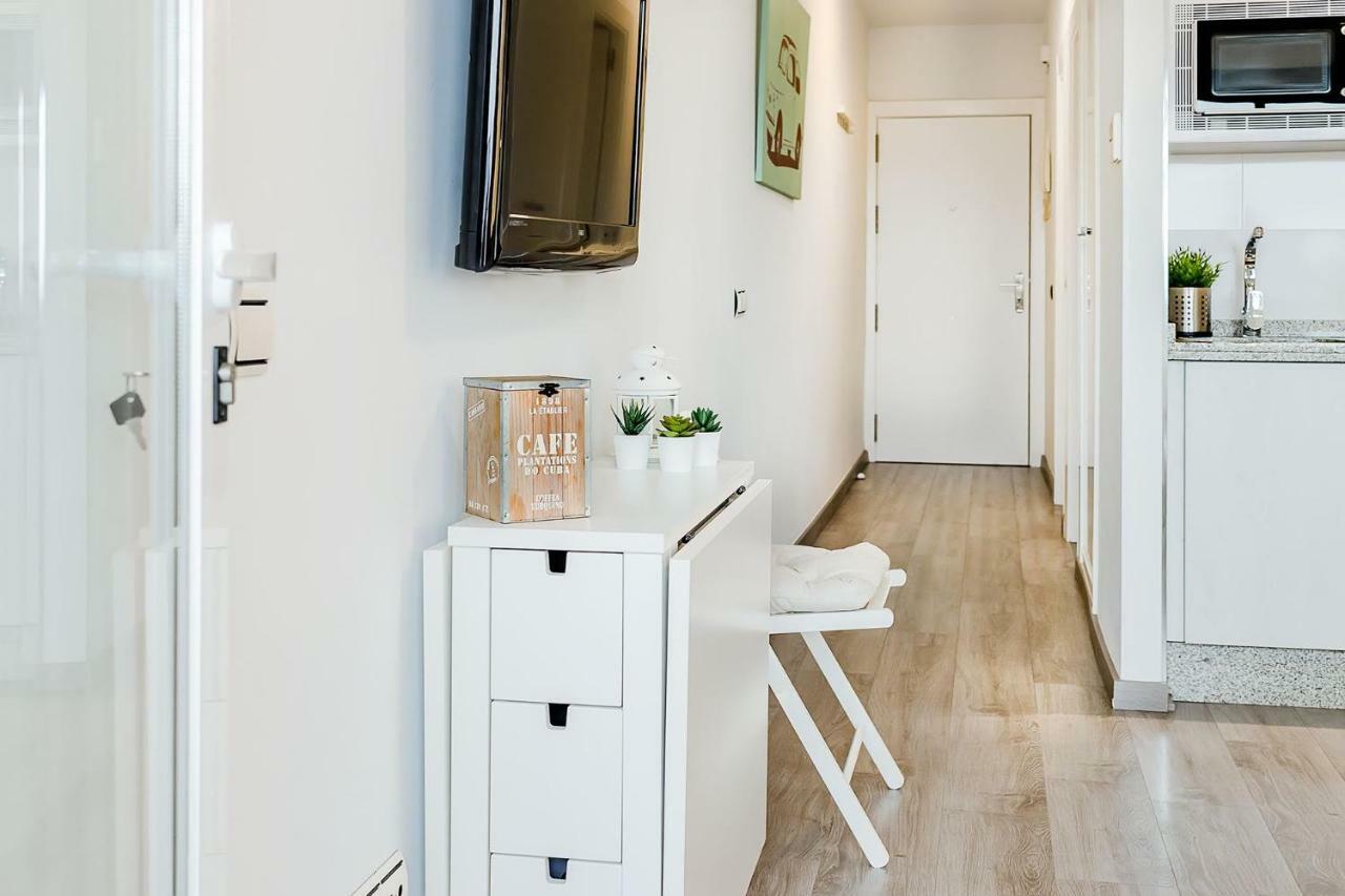 Apartamento Los Tres Soles Малага Екстер'єр фото