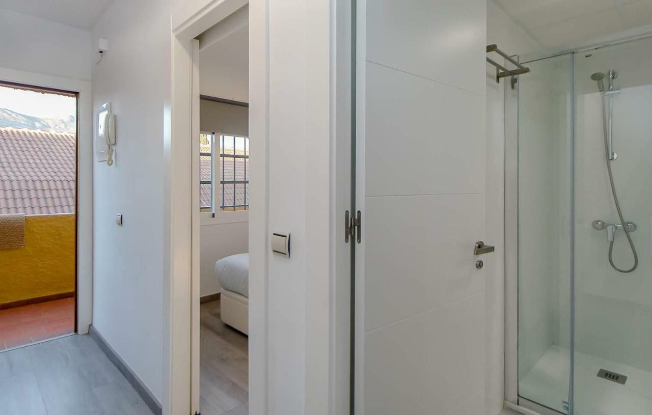 Apartamento Los Tres Soles Малага Екстер'єр фото