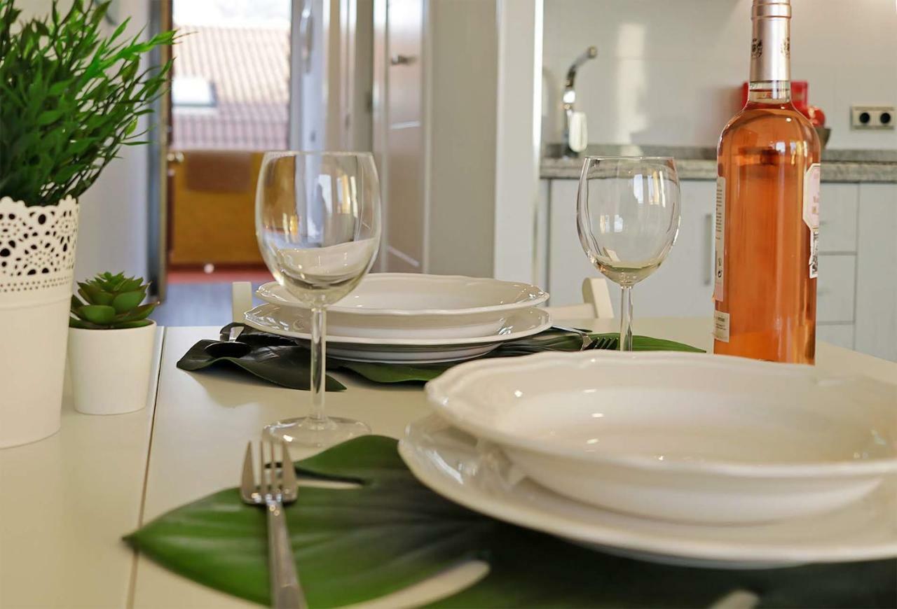 Apartamento Los Tres Soles Малага Екстер'єр фото